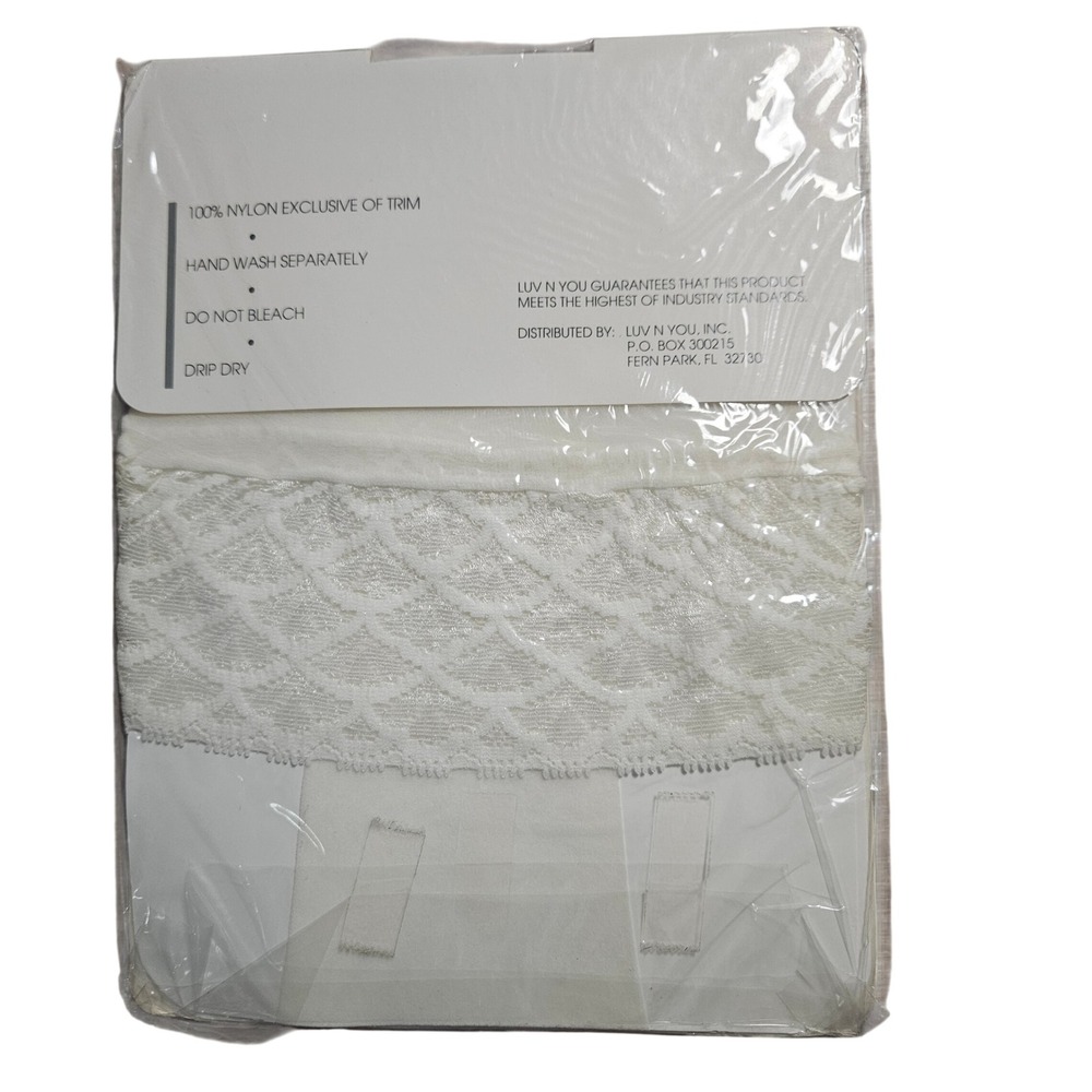 Luv N You Carillon Stay Up Hosiery Lace Cuff Full Figure Right Ankle Flock NWT - Picture 2 of 4